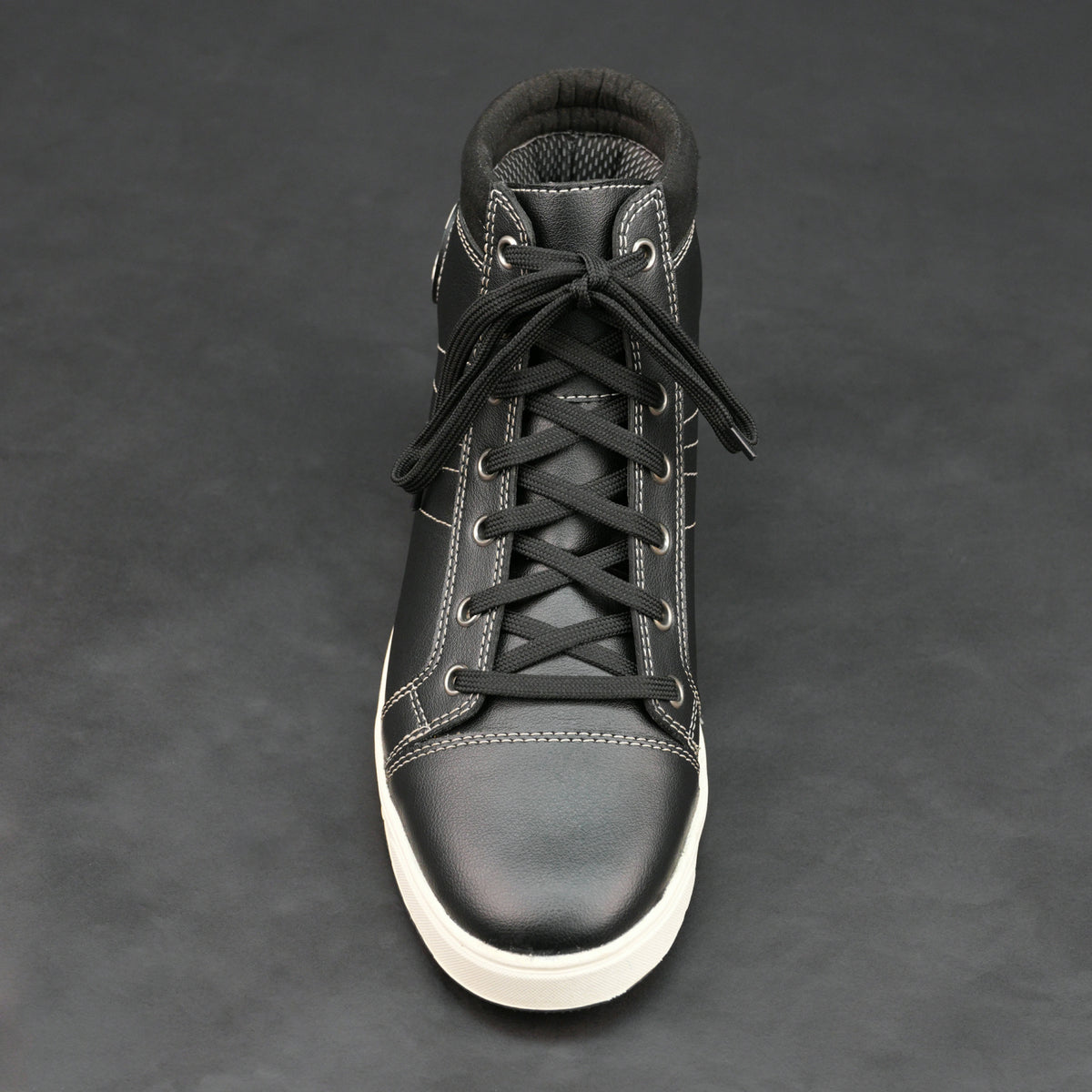 Black High Top Sneaker Boots with Contrast Stitching #Desiderio #LeatherShoes #SneakerBoots #HighTopSneakers #CasualShoes #MensFootwear #GenuineLeather #StylishShoes