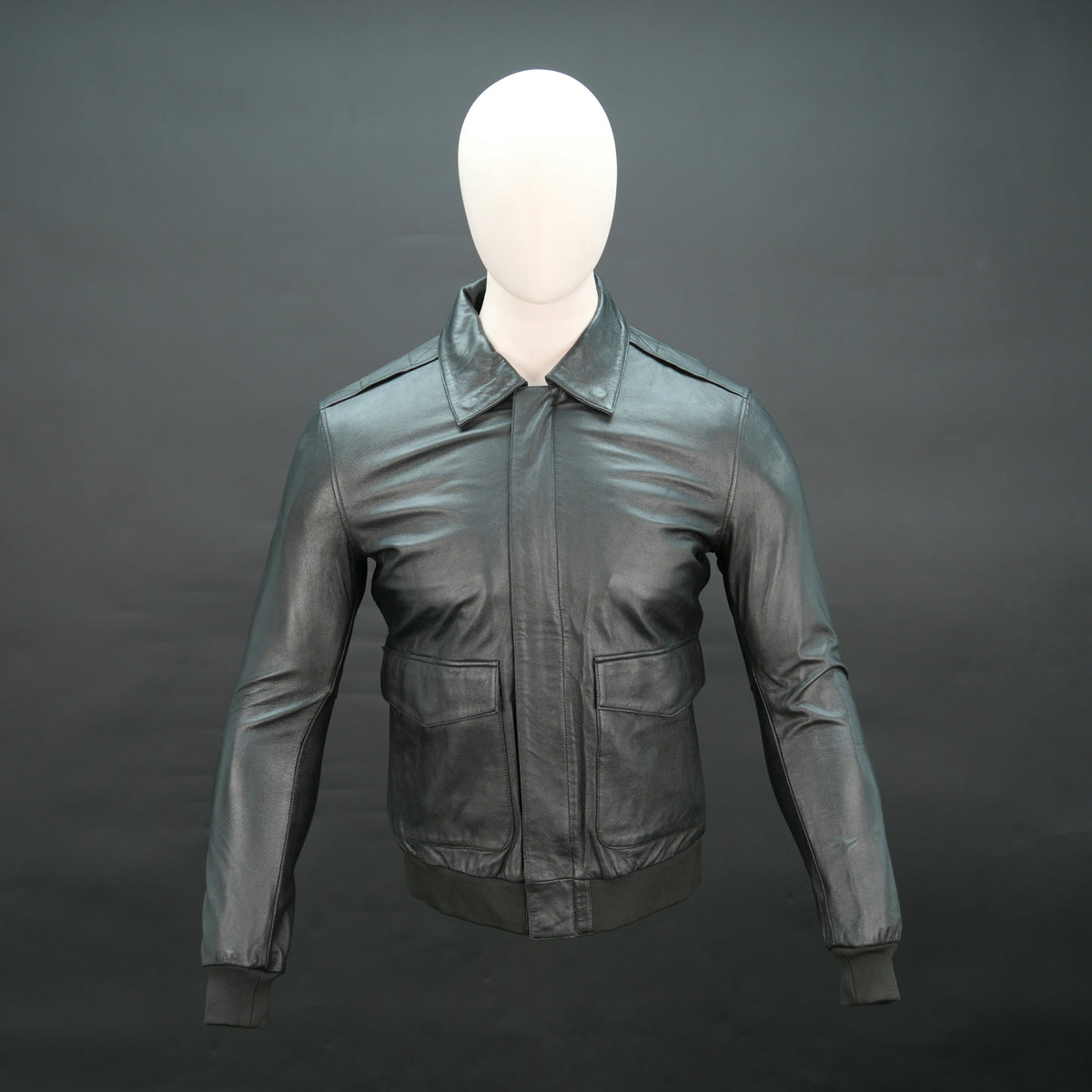 Men's Black Leather Bomber Jacket with Flap Pockets #Desiderio #LeatherJacket #BomberJacket #MensFashion #Outerwear