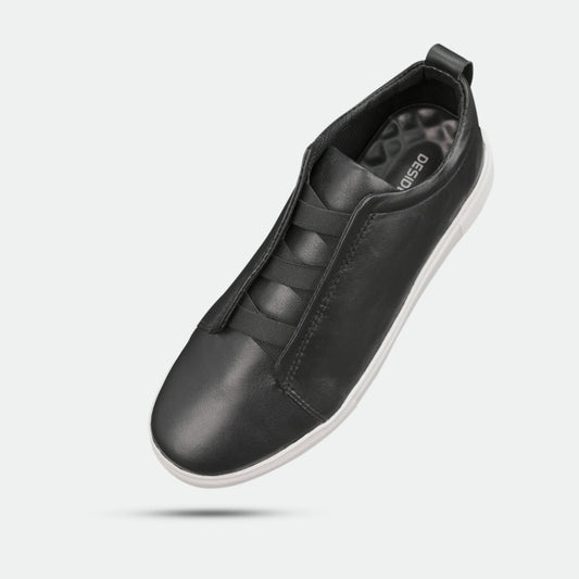 Black sheep Hanoi leather shoes with cow leather lining and TPR sole for comfort, support, and durability