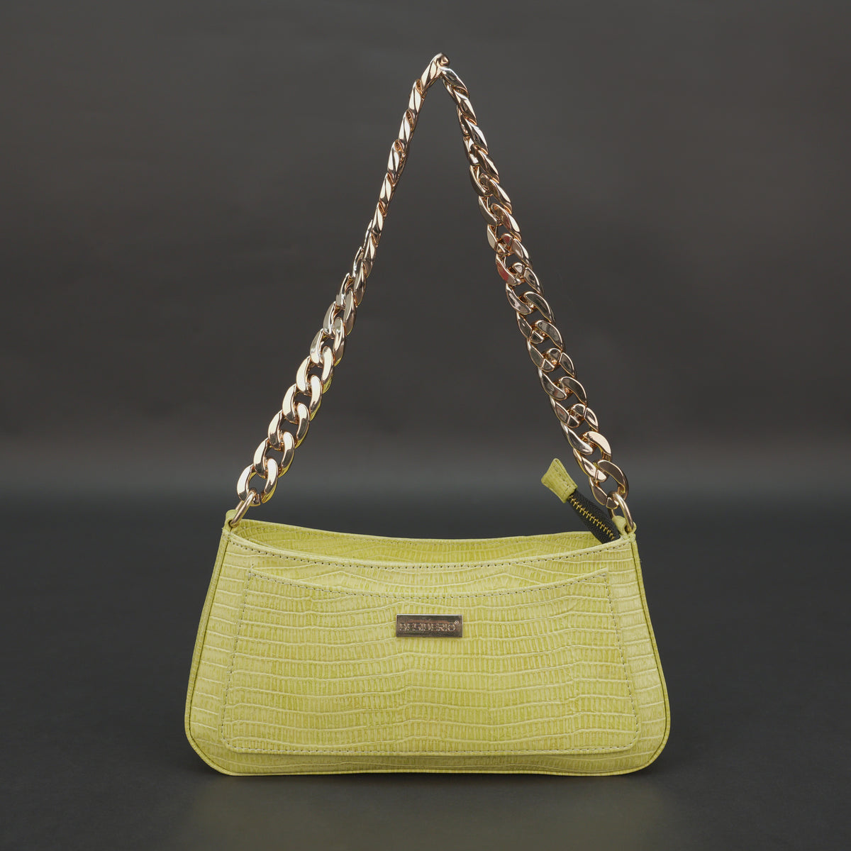 Real Leather Handbag With Gold Chain #Desiderio #LeatherHandbag #GenuineLeather #GoldChainBag #WomensHandbag #PremiumLeather #LuxuryAccessories