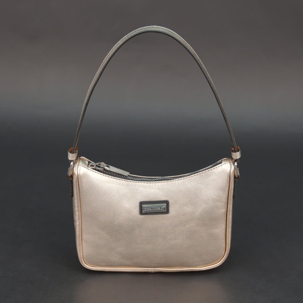 Small-Sized Metallic Leather Hand Bag #Desiderio #DesiderioBags #GenuineLeather #LeatherBag #HandBag #WomensBag #LeatherAccessories #EverydayStyle