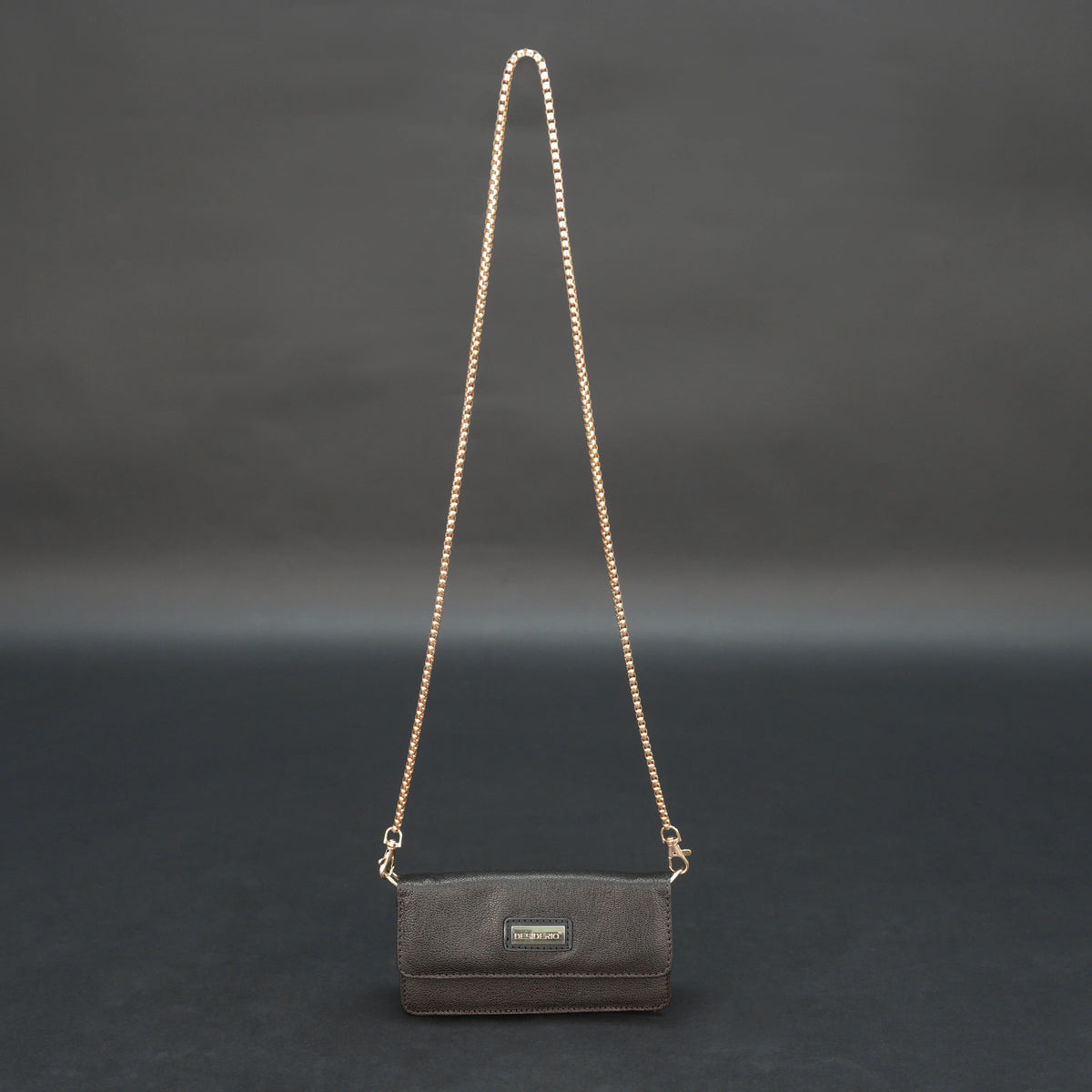 Small-Sized Dark Brown Leather Purse with Gold Chain #Desiderio #DesiderioBags #GenuineLeather #LeatherPurse #ChainBag #WomensBag #LeatherAccessories #EverydayStyle