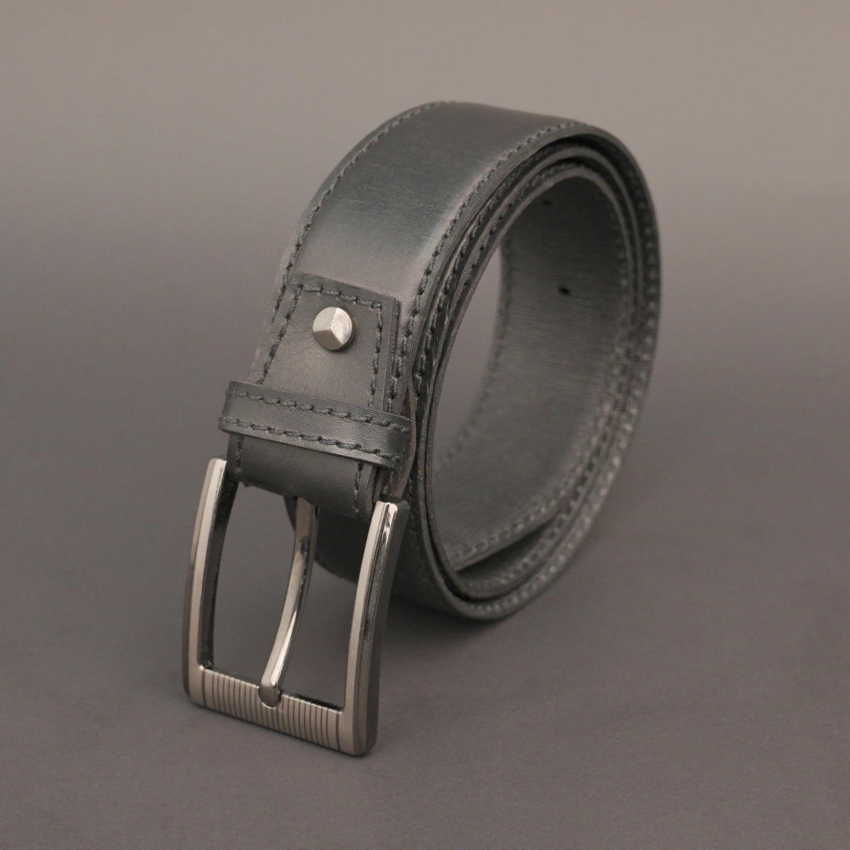 Stylish & Durable Leather Belts for Men's #Desiderio #DesiderioShoes #LeatherBelt #GenuineLeather #MensAccessories #PremiumLeather #MensFashion #LeatherGoods