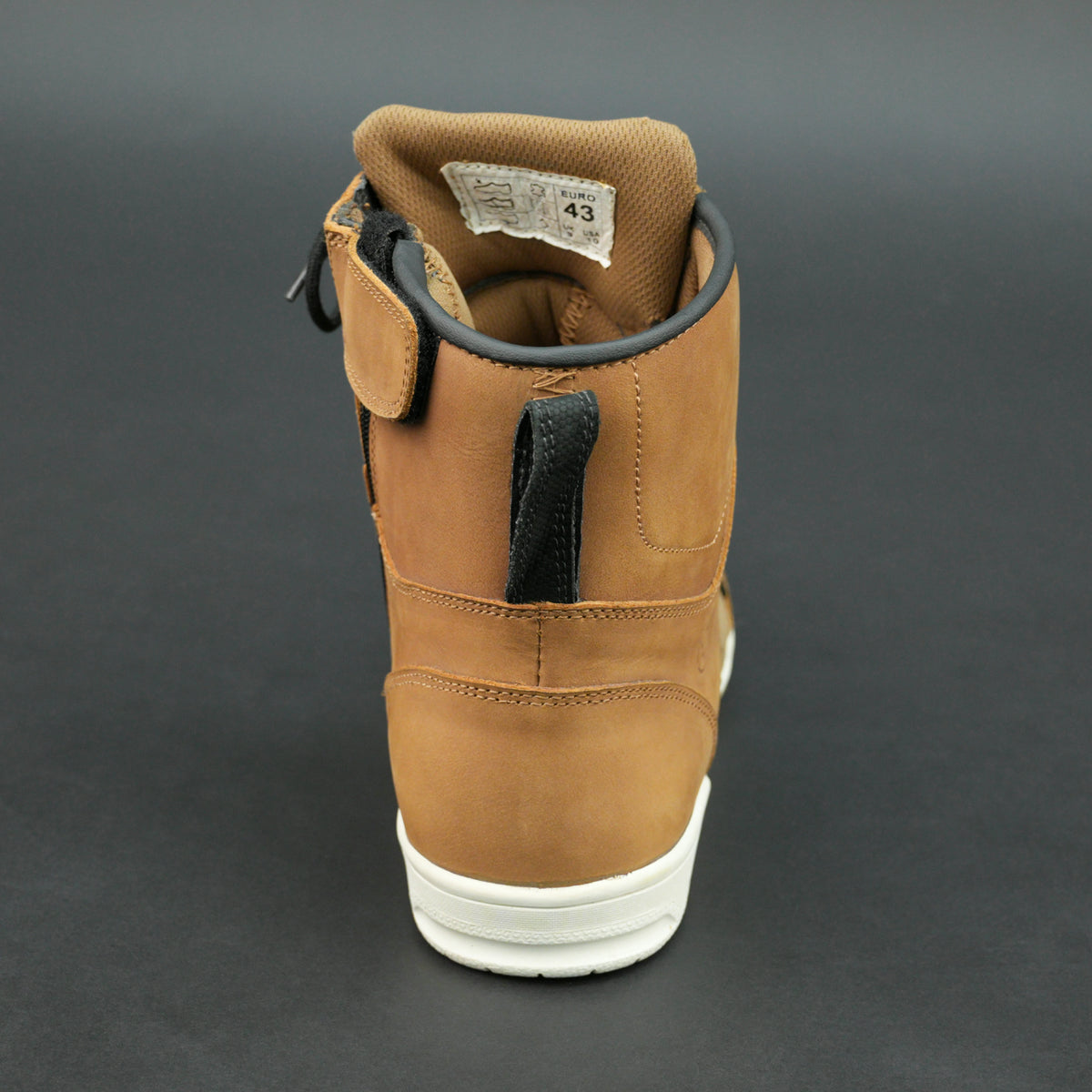 Camel Waterproof High Top Riding Boots #Desiderio #LeatherBoots #RidingBoots #WaterproofBoots #HighTopBoots #MensFootwear #GenuineLeather #OutdoorStyle