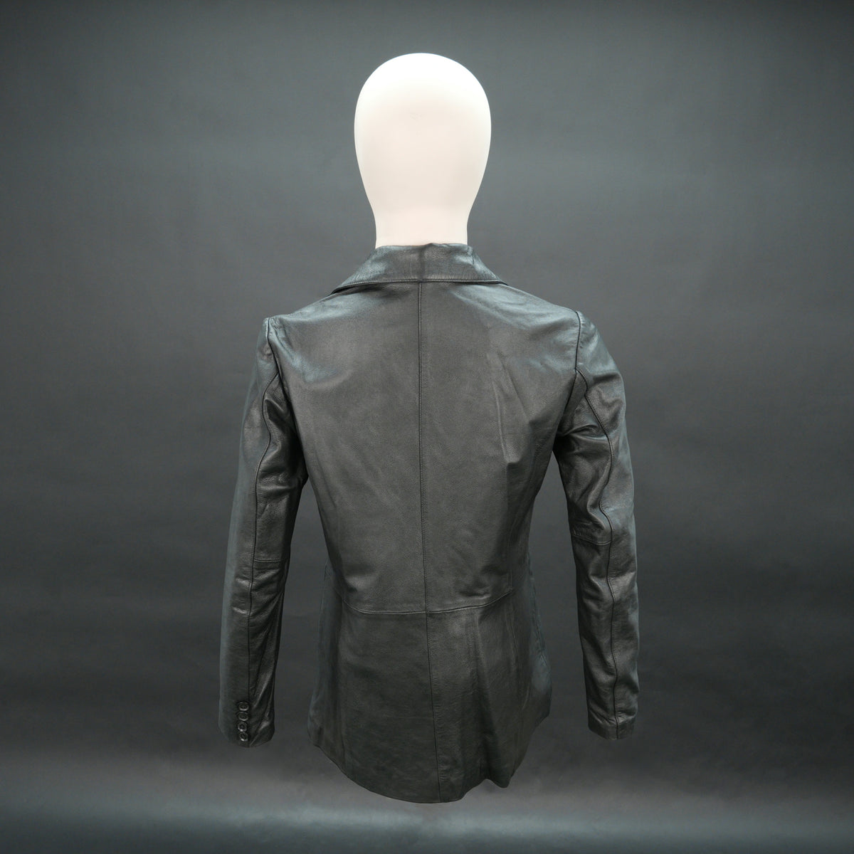Women’s Black Leather Blazer Jacket
#Desiderio #LeatherBlazer #BlazerJacket #LeatherJacket #WomensFashion