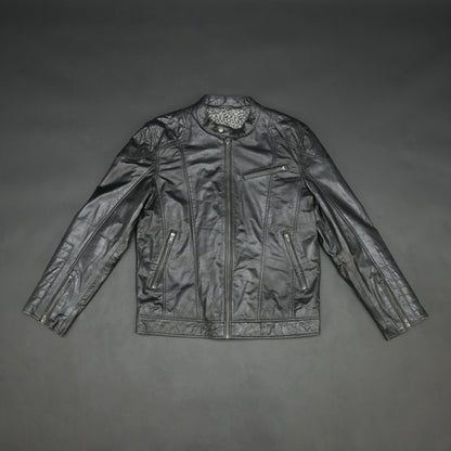 Black jacket model 2212 featuring a front zip closure, two side pockets, an upper right-side front pocket, zip cuffs, an inside zipper pocket, and a snap-button collar. Sleek, modern design with versatile everyday style