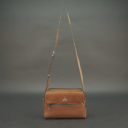 Nano Casetto Leather Crossbody Bag in 100% genuine cowhide leather with a compact, lightweight design, adjustable strap, and secure zip closure—perfect for daily wear, travel, and casual outings.