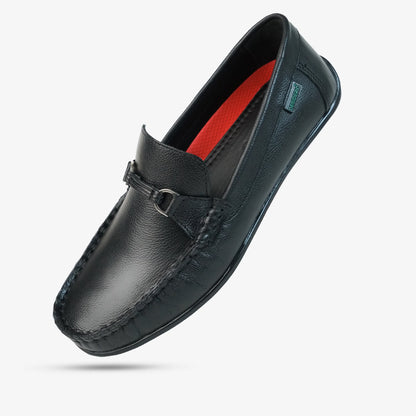 Cow leather shoes with sheep leather lining and Texon insole for comfort, durability, and stability