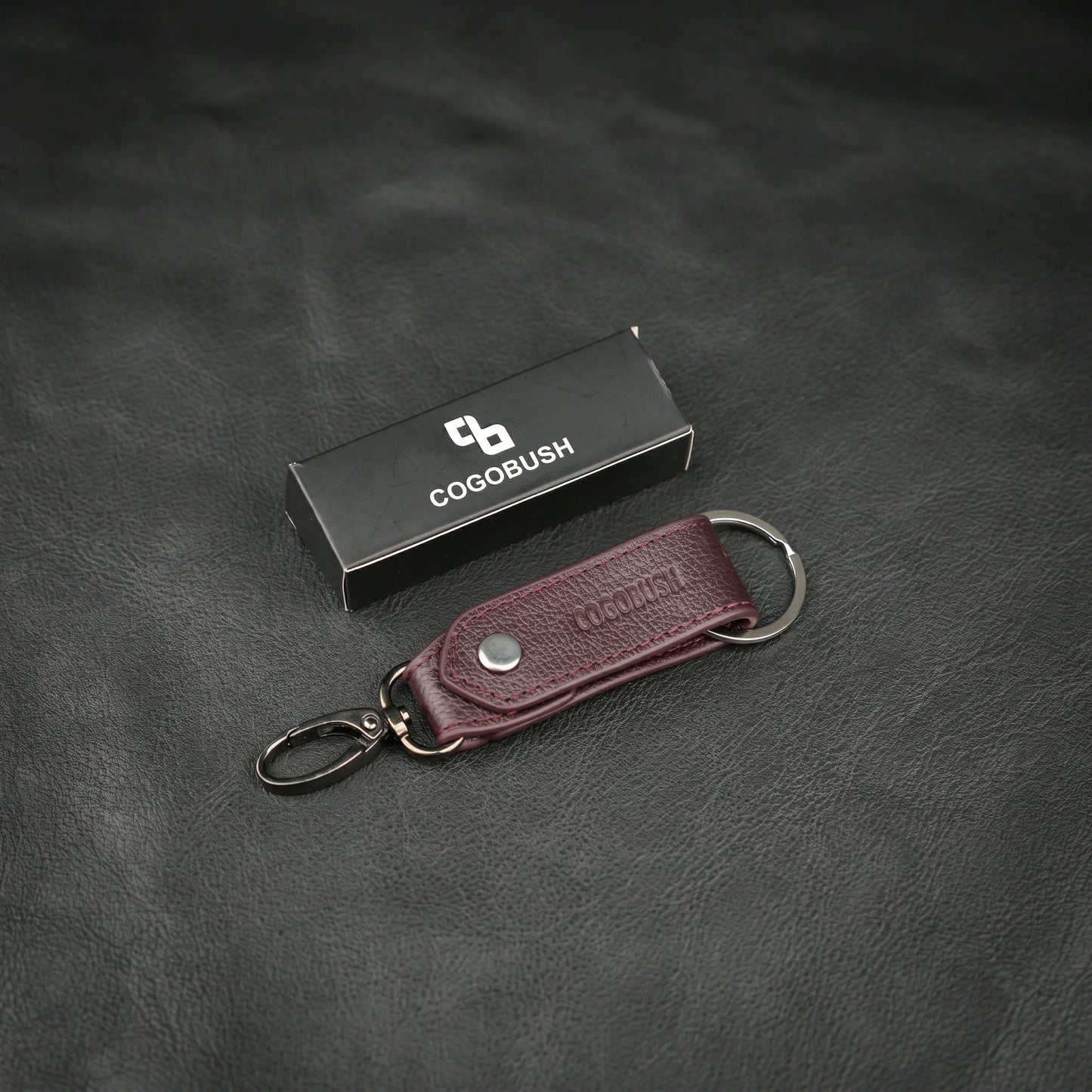 Genuine Leather Key Holder With Swivel Clip & Key Ring #Desiderio #DesiderioShoes #KeyHolder #GenuineLeather #LeatherAccessories #KeyRing #PremiumLeather #MensAccessories