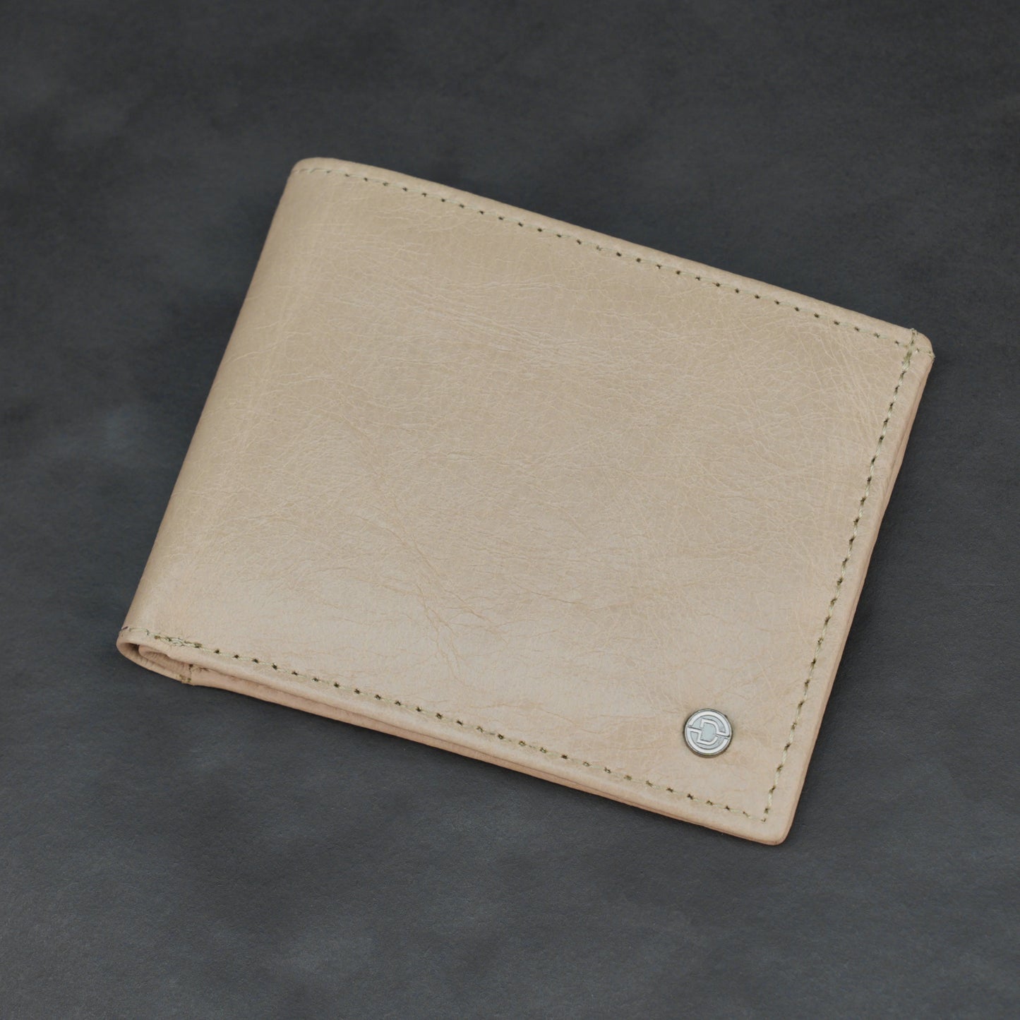 Genuine Leather Wallet for Men – Beige #Desiderio #LeatherWallet #MensWallet #GenuineLeather #BeigeWallet #MensAccessories