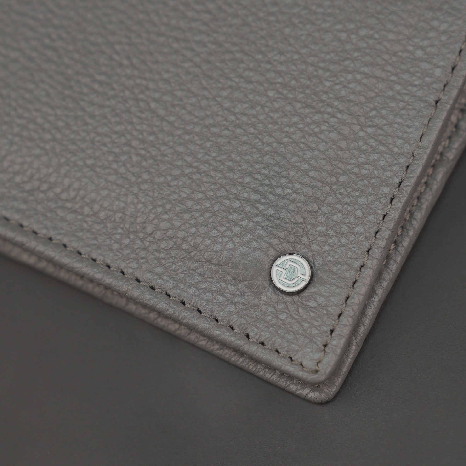 Genuine Leather Wallet for Men – Grey #Desiderio #LeatherWallet #MensWallet #GenuineLeather #GreyWallet #MensAccessories