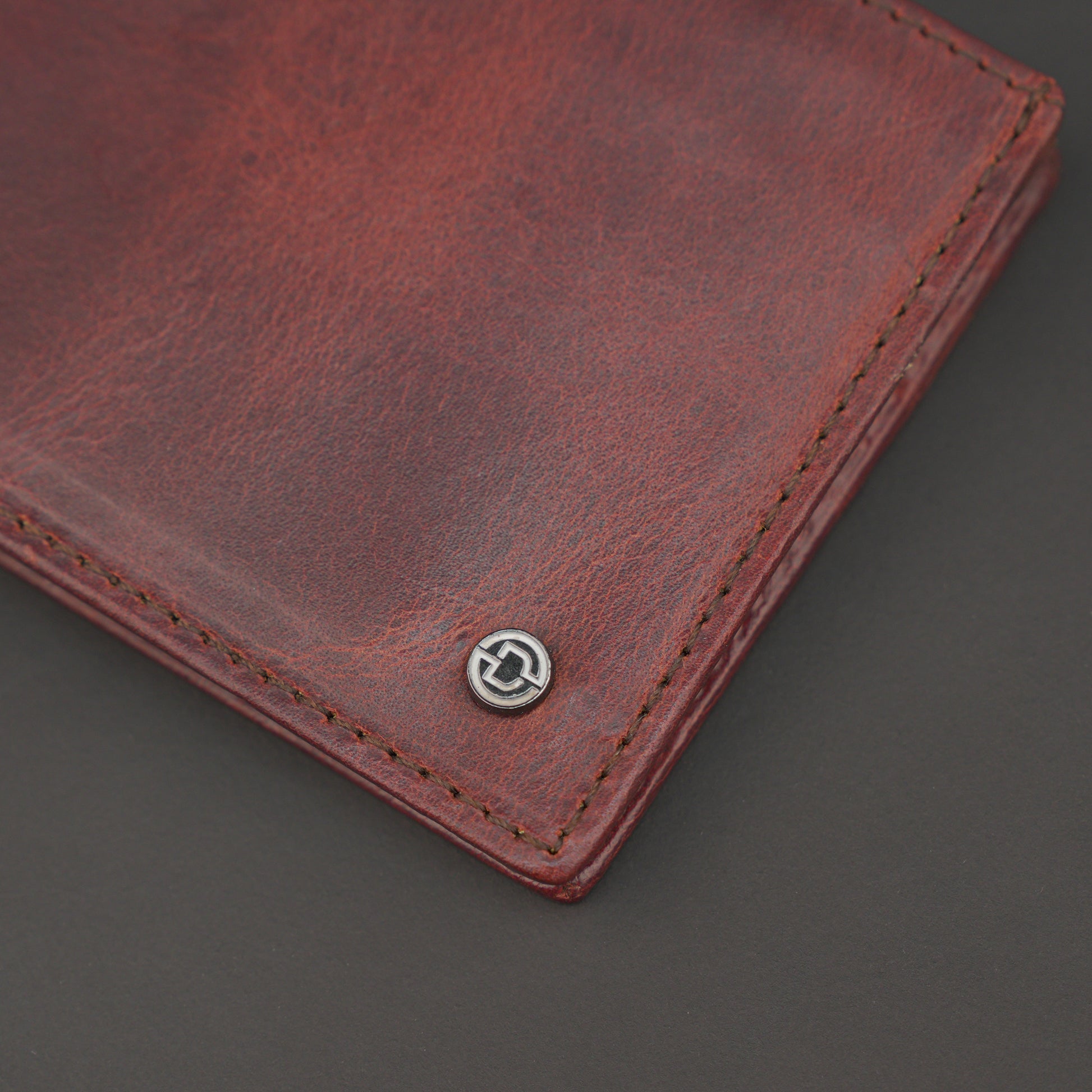Genuine Leather Wallet for Men – Maroon #Desiderio #LeatherWallet #MensWallet #GenuineLeather #MaroonWallet #MensAccessories