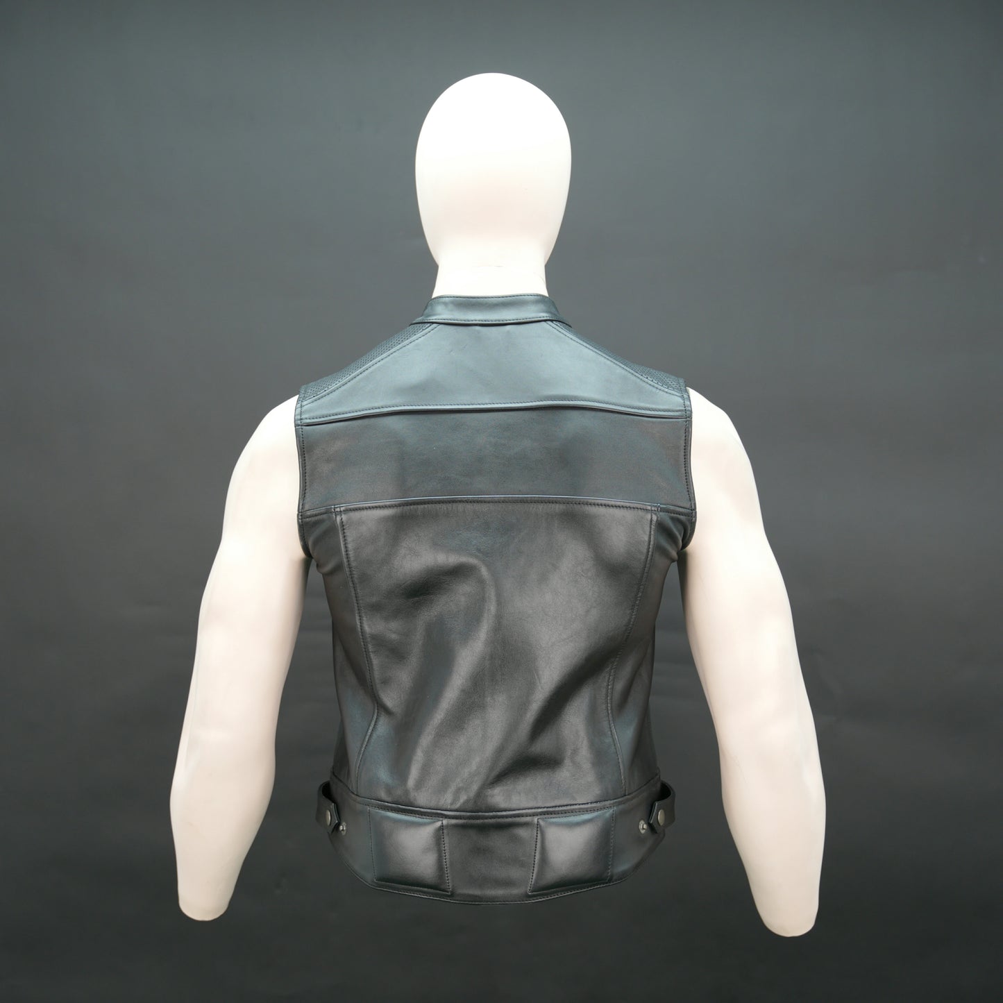 Men's black leather sleeveless vest with stand collar and zip pockets
