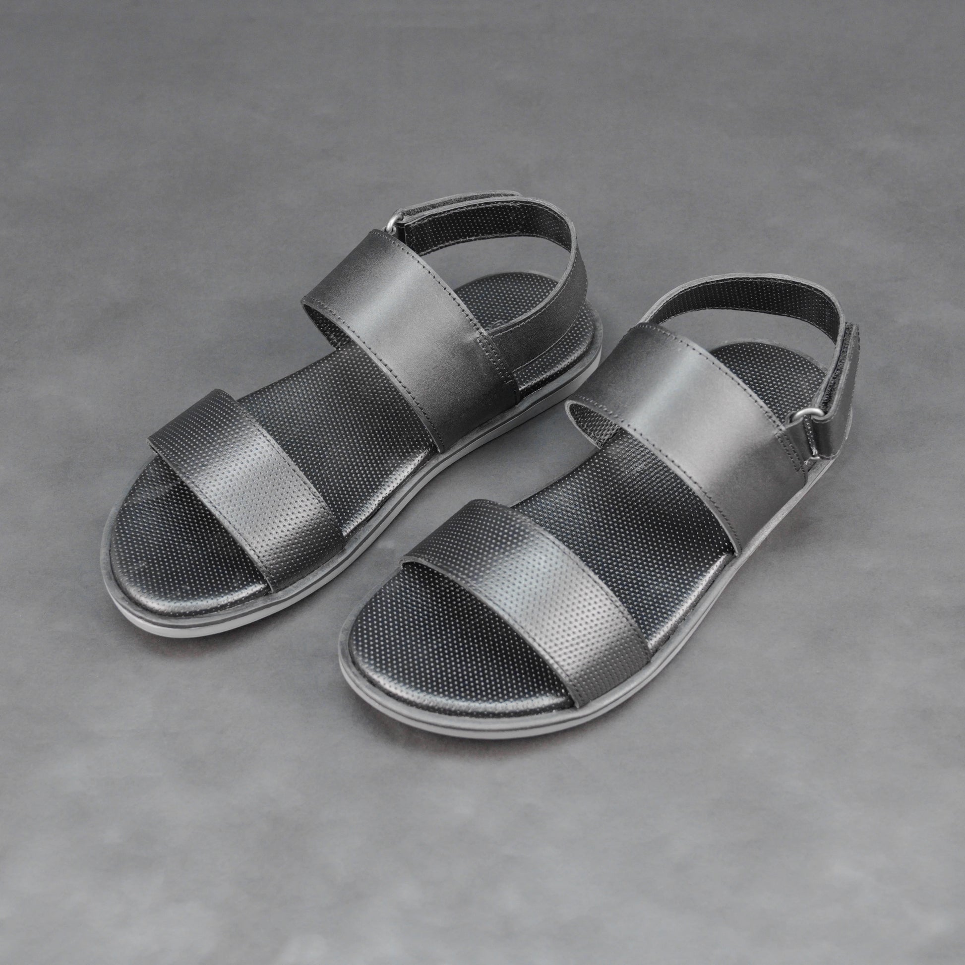 Milano Leather Sandal #Desiderio #DesiderioShoes #LeatherSandals #MensSandals #GenuineLeather #MensFootwear #ComfortStyle #CasualFootwear