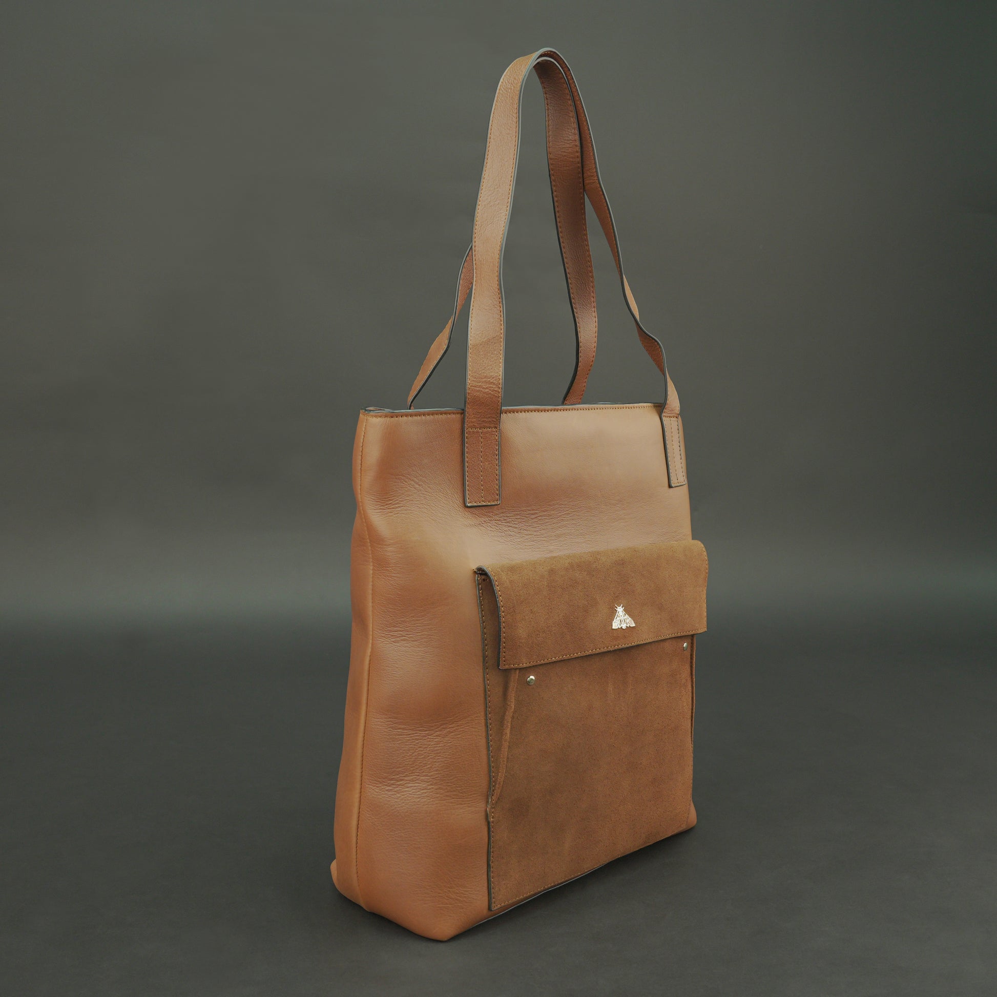 Neverfull Casetto genuine cowhide leather tote bag with spacious interior, strong comfortable handles, and elegant minimalist design—perfect for work, shopping, travel, and everyday use.