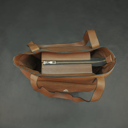 Neverfull Casetto genuine cowhide leather tote bag with spacious interior, strong comfortable handles, and elegant minimalist design—perfect for work, shopping, travel, and everyday use.