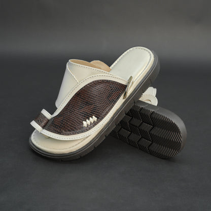 Off-white Arabic chappal with snake-pattern PU upper and EVA sole.
