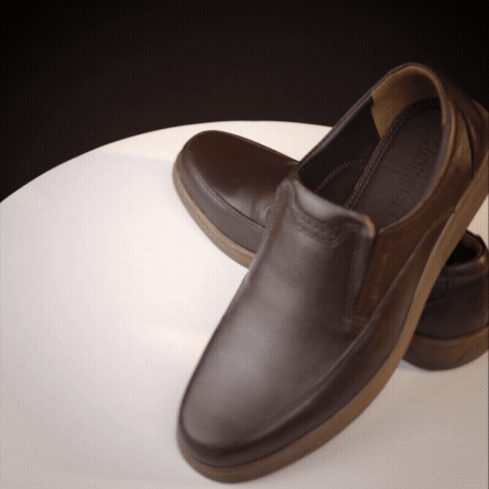 Cow Leather Milled Loafers
#Desiderio #DesiderioShoes #LeatherShoes #Loafers #MensFootwear #GenuineLeather #CowLeather #FormalShoes