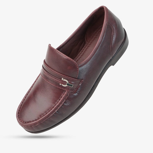 Cow leather shoes with soft cow lining and Texon insole for durable comfort and all-day support