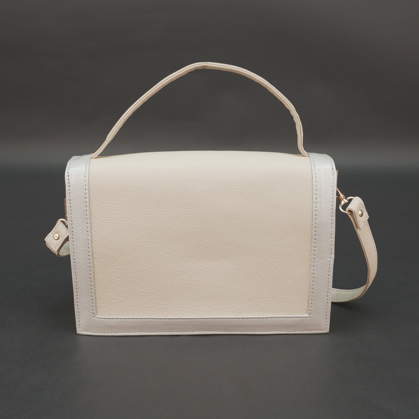 Real leather beige crossbody handbag with zipper compartment, inner pocket, shoulder strap, stylish everyday use bag