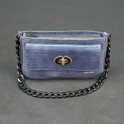 Real Leather Handbag with Metal Chain #Desiderio #LeatherHandbag #RealLeather #ChainBag #WomensHandbag #PremiumLeather #FashionAccessories