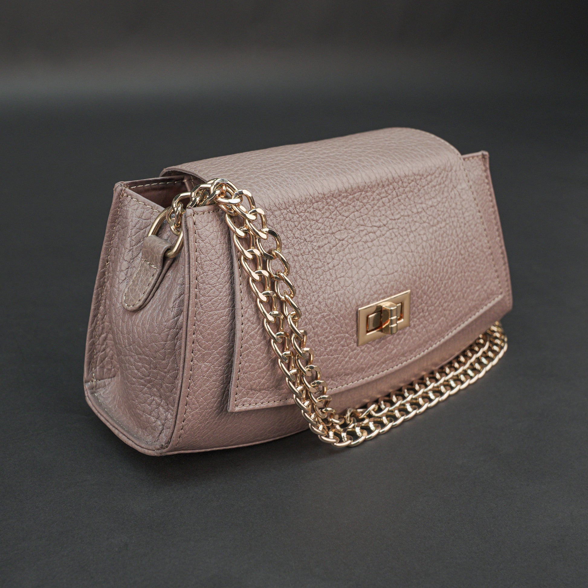 Real leather brown handbag with brass chain, zipper compartment, shoulder strap, stylish daily use bag