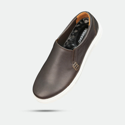 Brown cow Chelsia leather shoes with sheep leather lining and TPR sole for comfort and durability