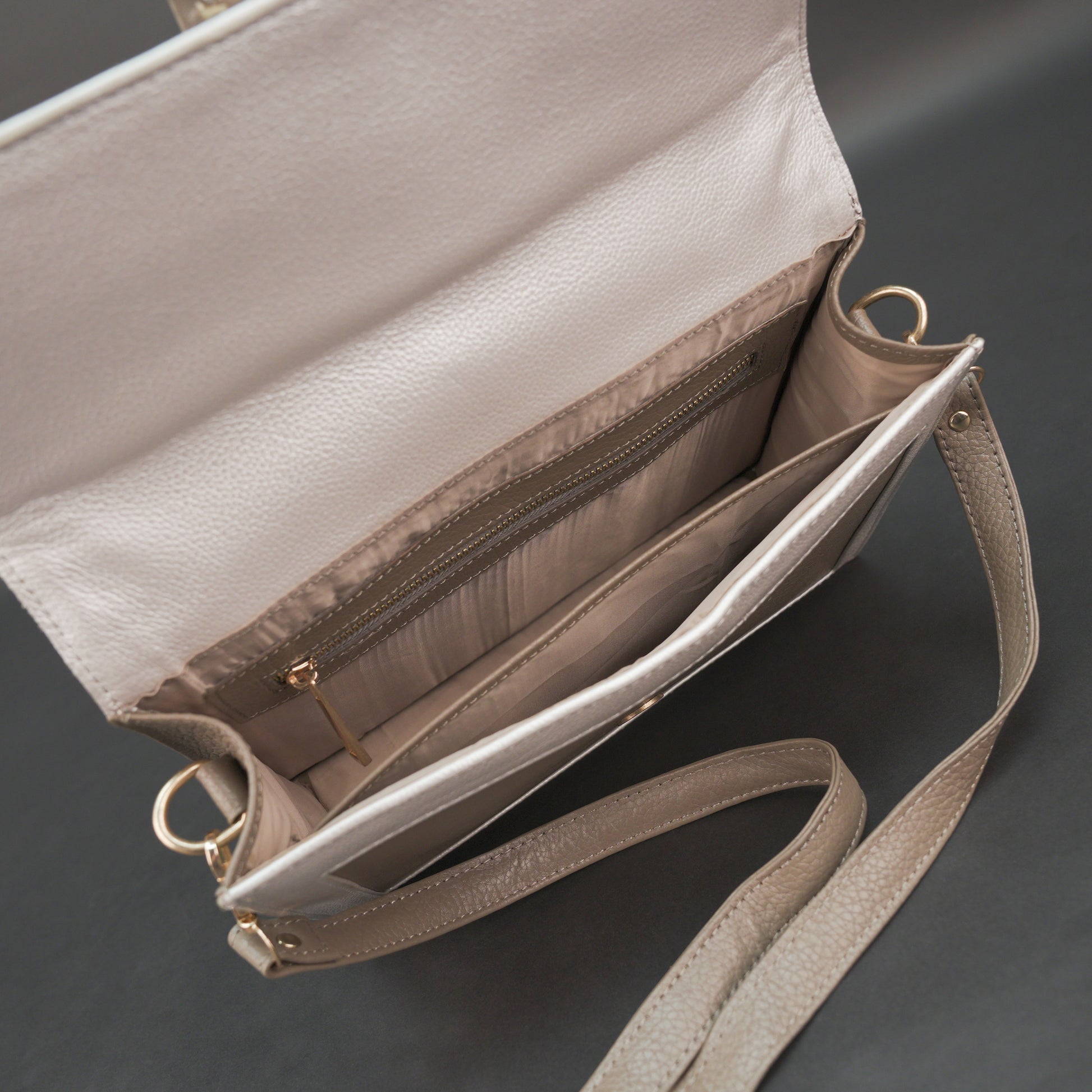 Real leather camel crossbody handbag with zipper compartment, inner pocket, shoulder strap, stylish everyday use bag