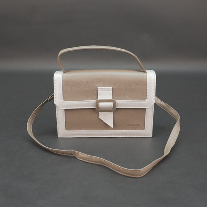 Real leather camel crossbody handbag with zipper compartment, inner pocket, shoulder strap, stylish everyday use bag