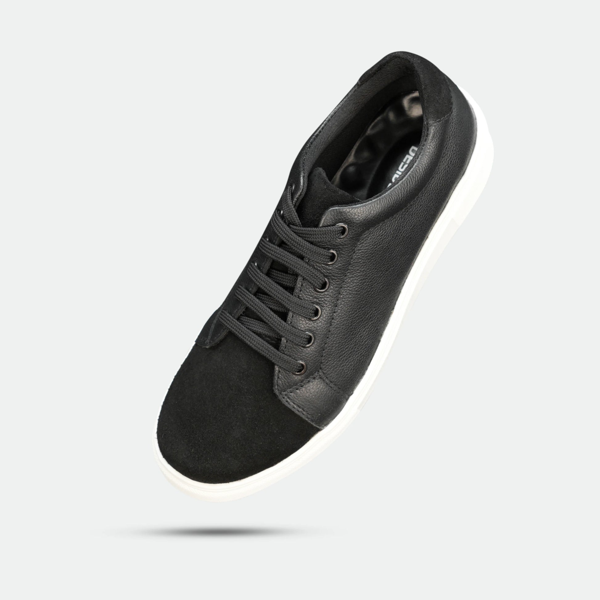 Black mesh-lined shoes with non-woven insole and TPR sole for breathable comfort and durability