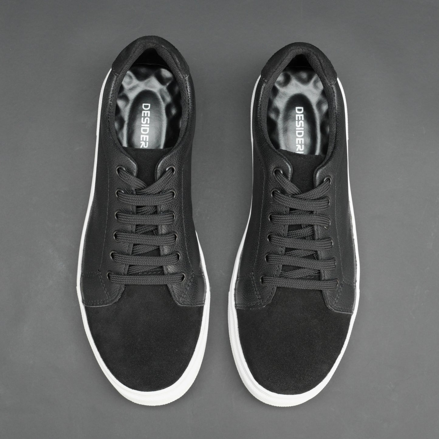 Black mesh-lined shoes with non-woven insole and TPR sole for breathable comfort and durability