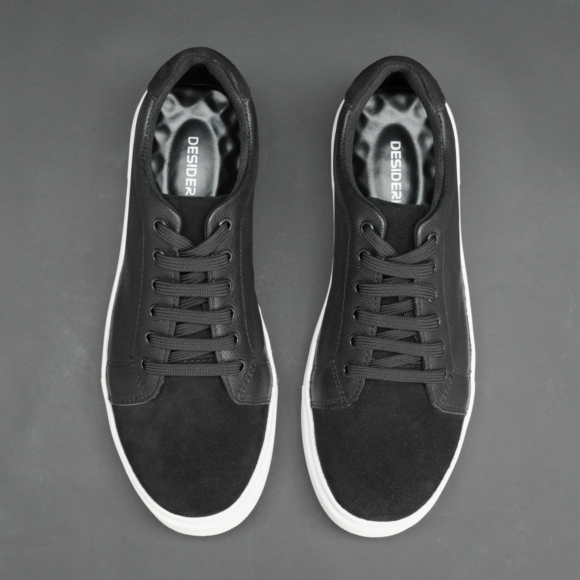 Black mesh-lined shoes with non-woven insole and TPR sole for breathable comfort and durability