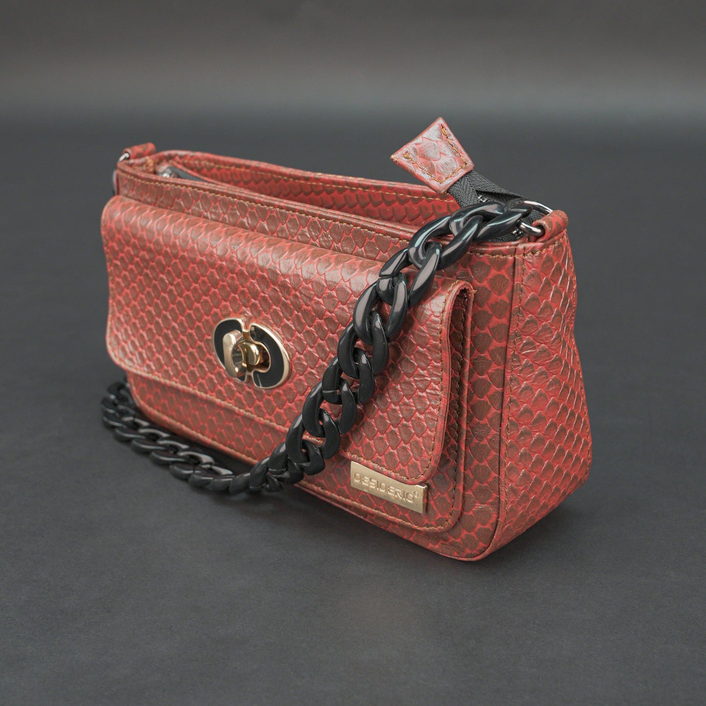 Real leather brown handbag with metal chain, zipper main compartment, outer pocket, shoulder strap, stylish daily use bag