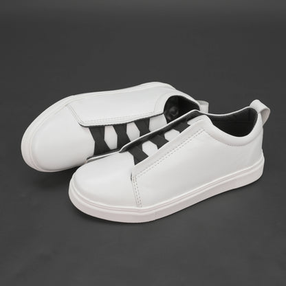 White sheep Hanoi leather shoes with cow leather lining and TPR sole for comfort, support, and durability