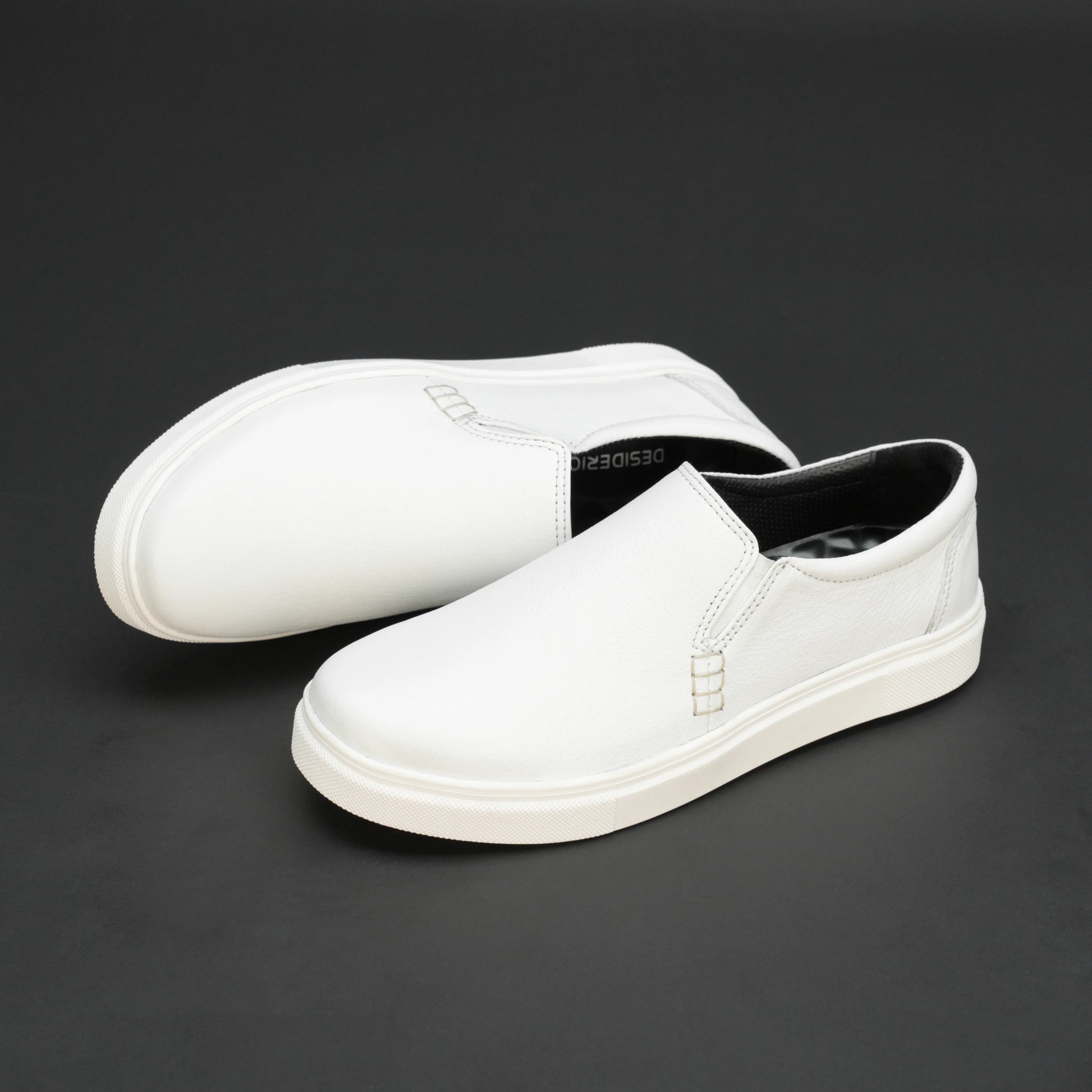 White cow Chelsia leather shoes with sheep leather lining and TPR sole for comfort and durability