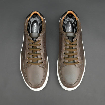 Brown tri-tone cow leather sneakers with breathable mesh lining and flexible TPR sole.