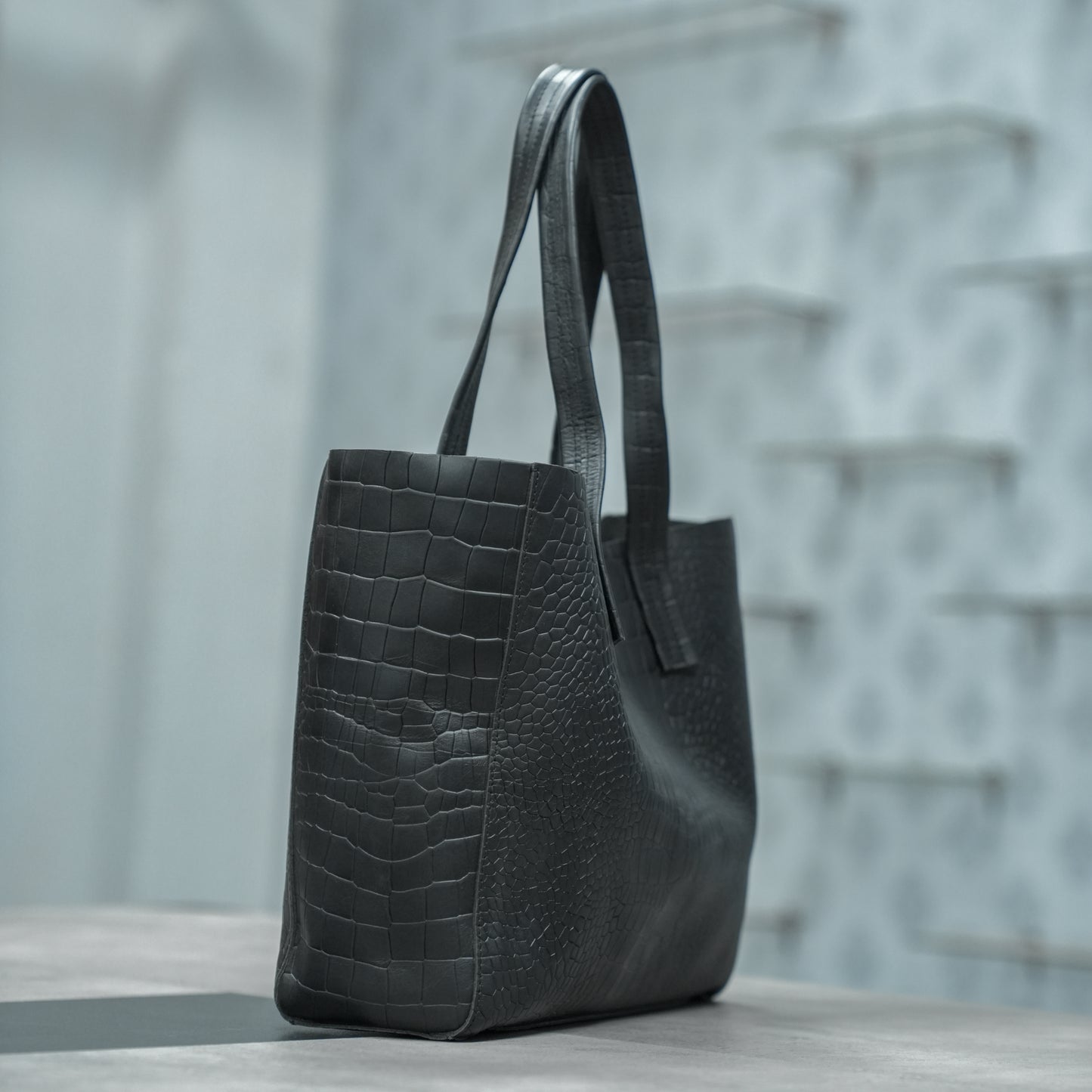 Art: 908 Women's Texture Design Leather Shoulder/Hand Bag