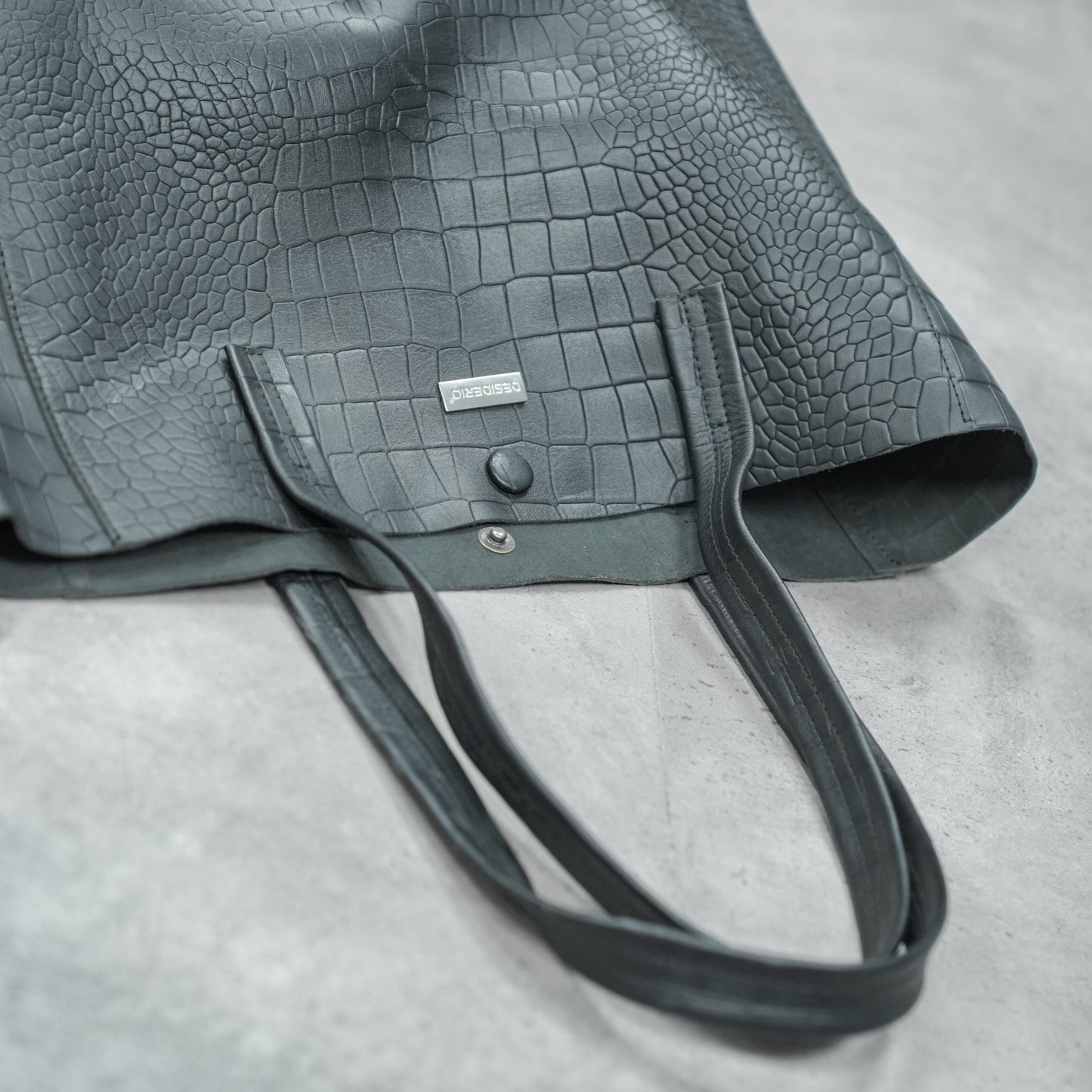 Art: 908 Women's Texture Design Leather Shoulder/Hand Bag