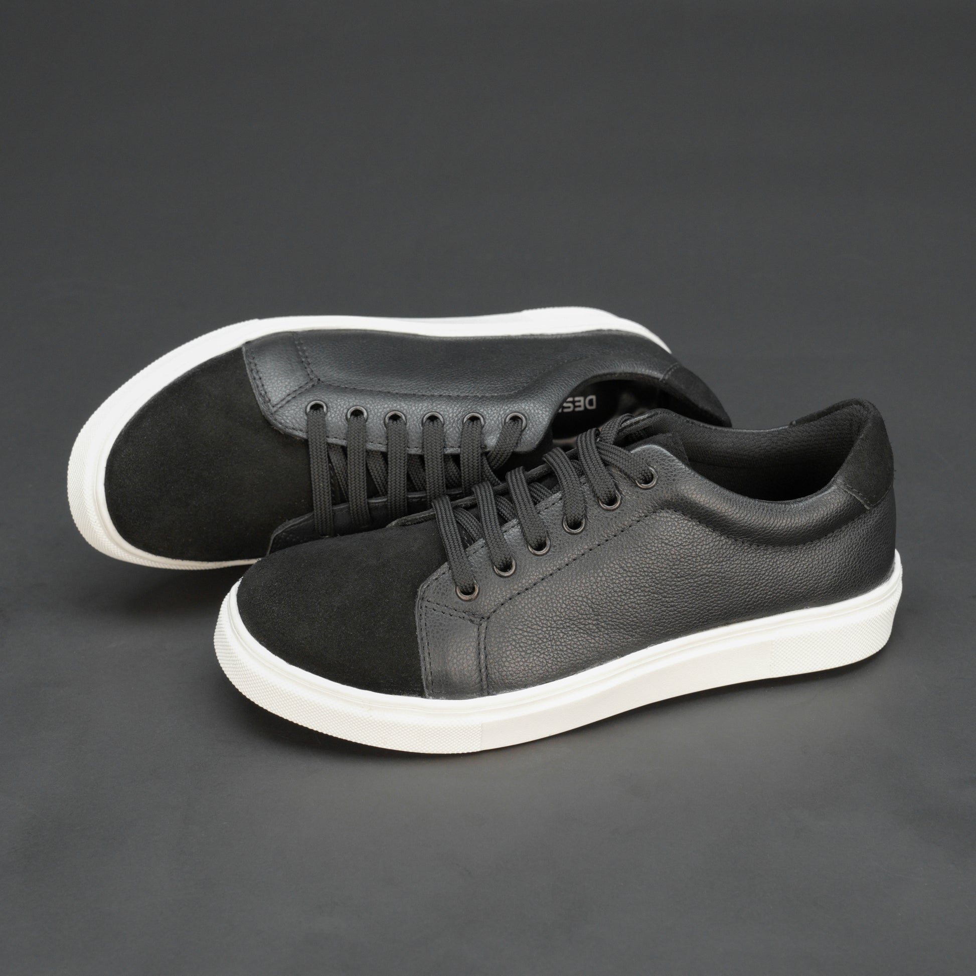 Black shoe made from Cow Chalsia and Cow suede leather with breathable mesh lining and flexible TPR sole