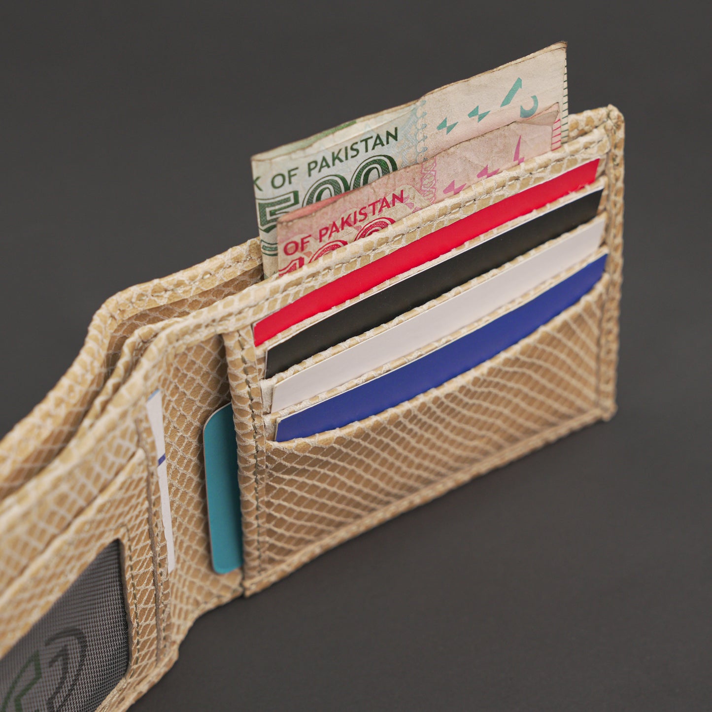 Real Leather Bi-fold Wallet 930