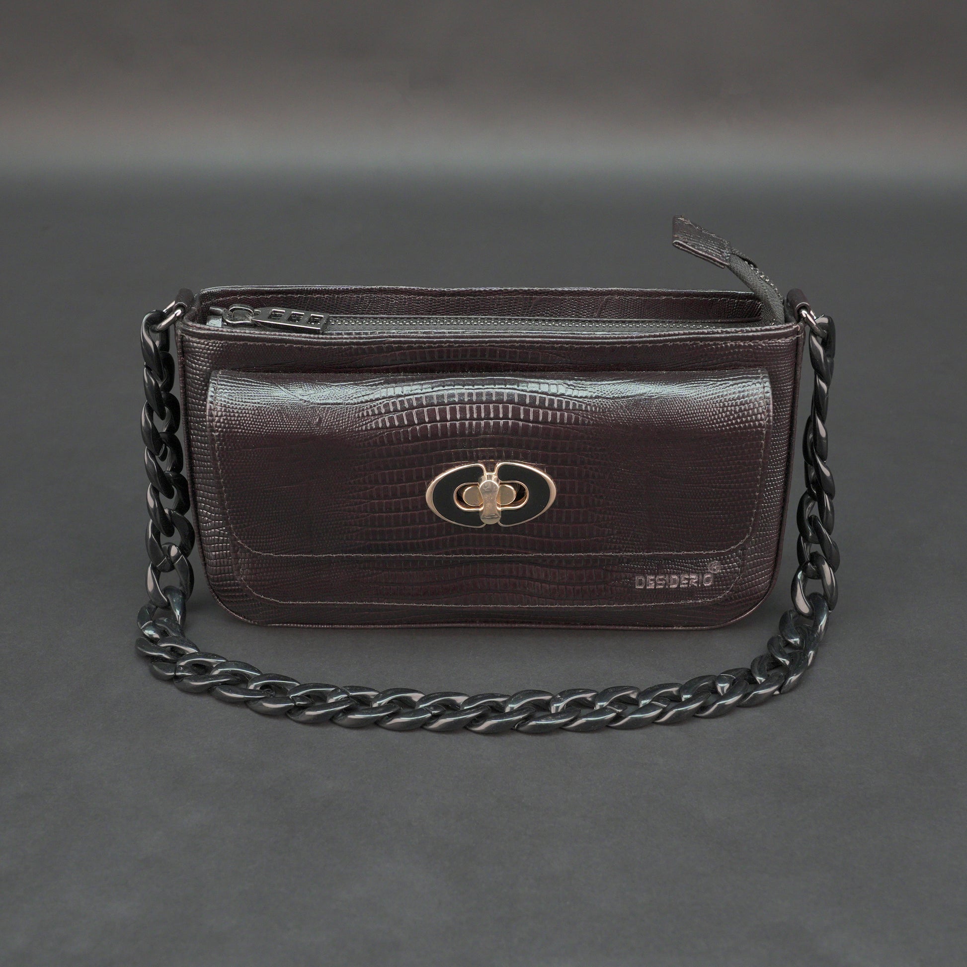 Real leather handbag with metal chain, zipper compartment and outer pocket, available in multiple colors, suitable for daily use