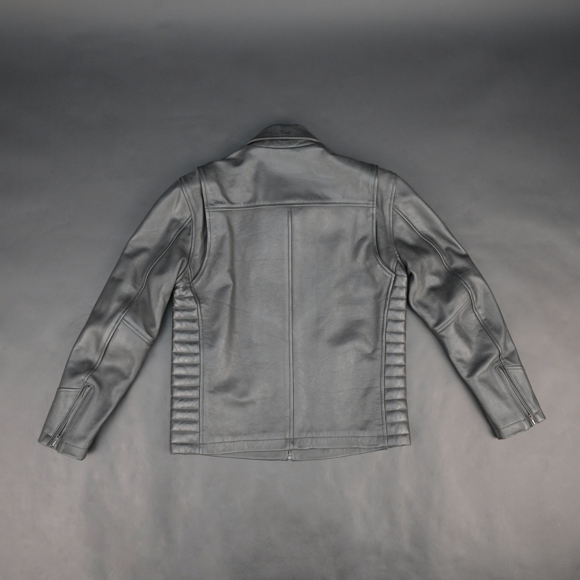 Cogobush Premium Grey Real Leather Motorcycle Biker Jacket with Multiple Pockets
#Cogobush #LeatherJacket #BikerJacket #MotorcycleGear #MotoJacket