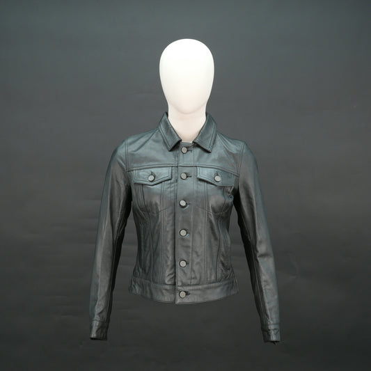 Black cropped leather jacket with shirt collar, flap pockets, and slim fit design.