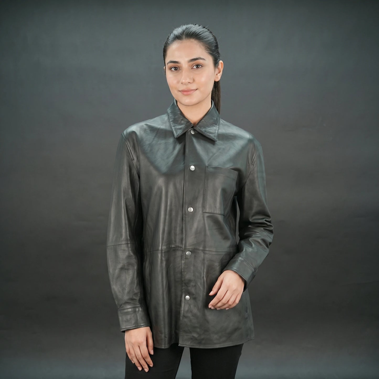 Women's Black Leather Shirt Jacket - Button Up Collared Leather Shacket
#Desiderio #LeatherShacket #WomensLeatherJacket #FashionOuterwear #StyleWear