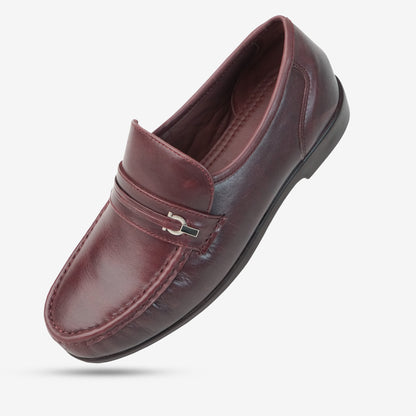 Leather footwear crafted with a luxurious cow leather upper, soft cow lining for added comfort, and a sturdy taxon insole for durable all-day support.